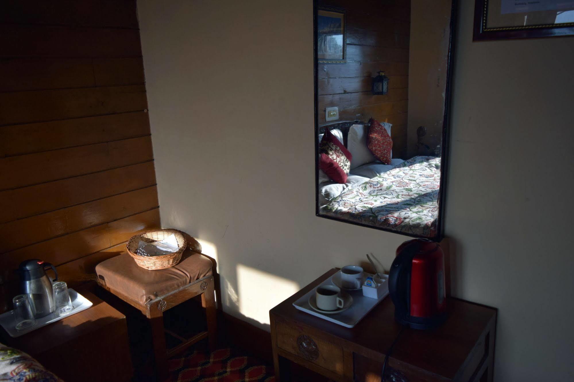 Welcome Hotel Gulmarg Extérieur photo