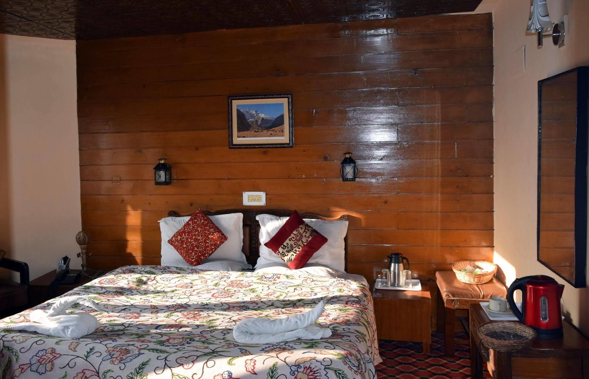 Welcome Hotel Gulmarg Extérieur photo